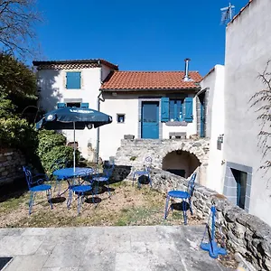 https://grand-gite-du-bistrot-dici.hotels-rhonealpes.com